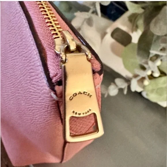 Coach 2022 Pink Crossgrain Leather Shoulder
Handbag F79608 MSRP $350 - EUC - Picture 7 of 11